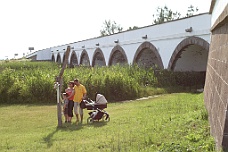 IMG_2051 Tibor, Orsi, Peter, And Bori At Nine Arches Bridge